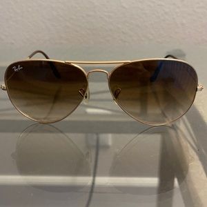 Ray Ban Aviator sunglasses